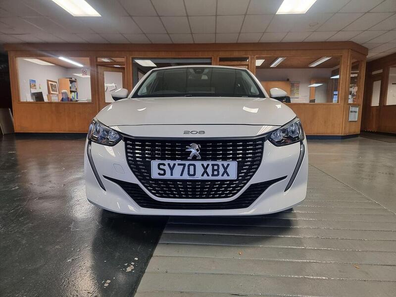 Peugeot 208 1.2 PureTech Allure Premium Hatchback 5dr Petrol Manual Euro 6 (s/s) (100 ps) - U96
