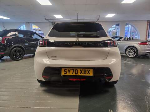 Peugeot 208 1.2 PureTech Allure Premium Hatchback 5dr Petrol Manual Euro 6 (s/s) (100 ps) - U96