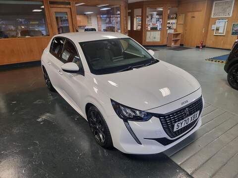 Peugeot 208 1.2 PureTech Allure Premium Hatchback 5dr Petrol Manual Euro 6 (s/s) (100 ps) - U96