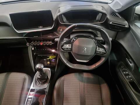 Peugeot 208 1.2 PureTech Allure Premium Hatchback 5dr Petrol Manual Euro 6 (s/s) (100 ps) - U96