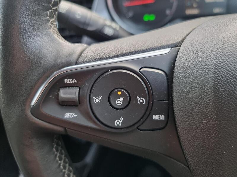 Vauxhall Crossland 1.2 Turbo Elite Nav Auto Euro 6 (s/s) 5dr - U97