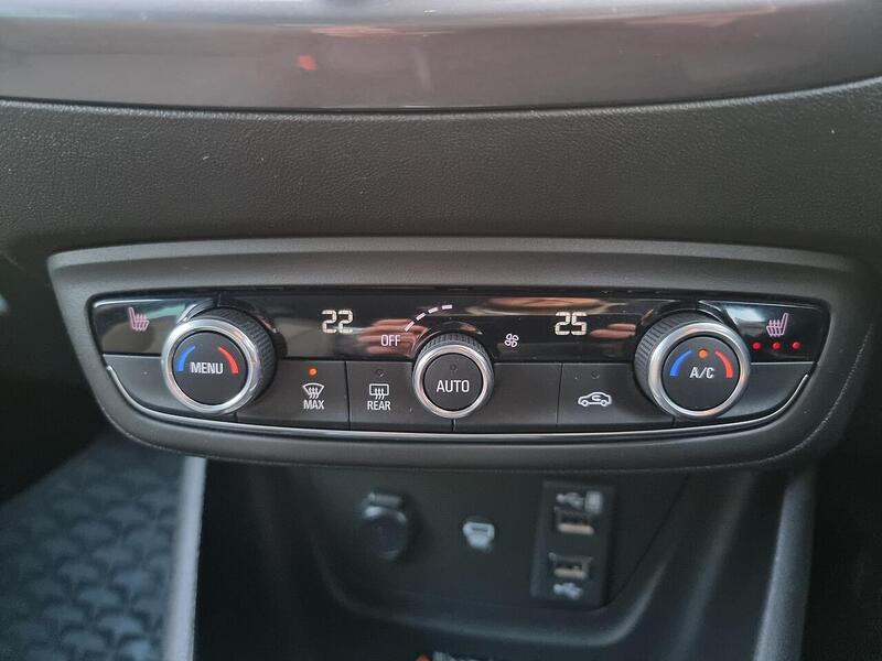 Vauxhall Crossland 1.2 Turbo Elite Nav Auto Euro 6 (s/s) 5dr - U97