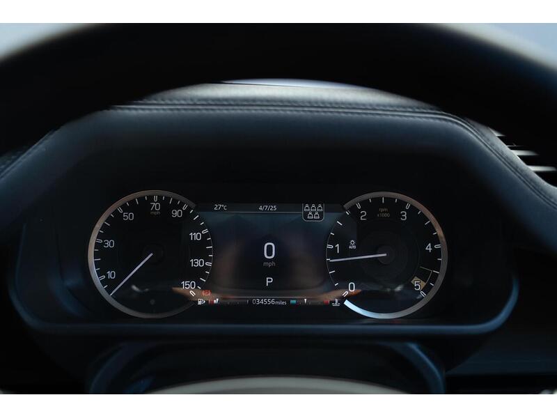 Land Rover Defender 110 Defender 110 2.0 SD4 SE Auto 4WD Euro 6 (s/s) 5dr - U10