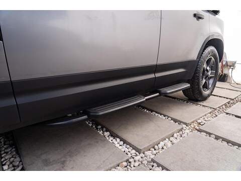 Land Rover Defender 110 Defender 110 2.0 SD4 SE Auto 4WD Euro 6 (s/s) 5dr - U10