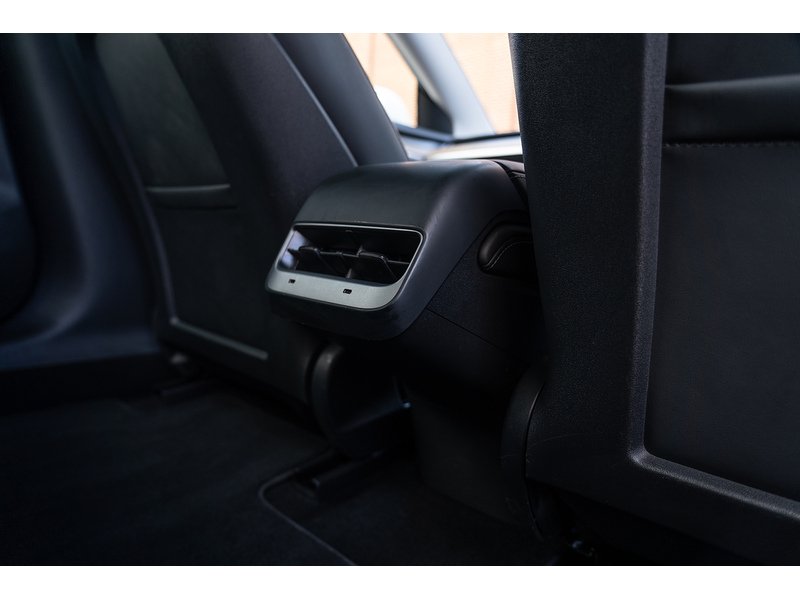 Tesla Model 3 (Dual Motor) Long Range Saloon 4dr Electric Auto 4WDE (346 ps) - U113