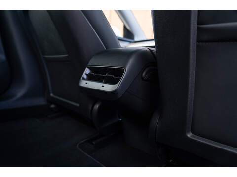 Tesla Model 3 (Dual Motor) Long Range Saloon 4dr Electric Auto 4WDE (346 ps) - U113