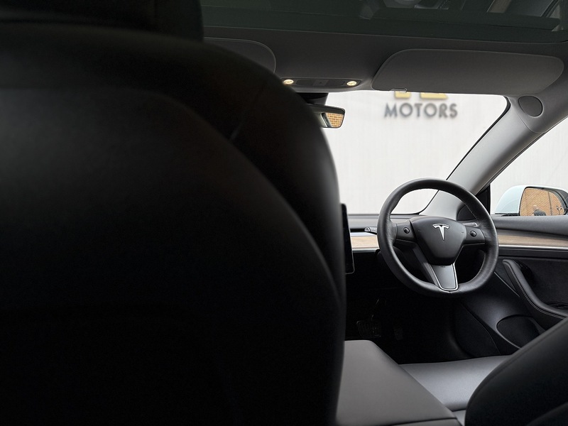 Tesla Model 3 (Dual Motor) Long Range Saloon 4dr Electric Auto 4WDE (346 ps) - U113