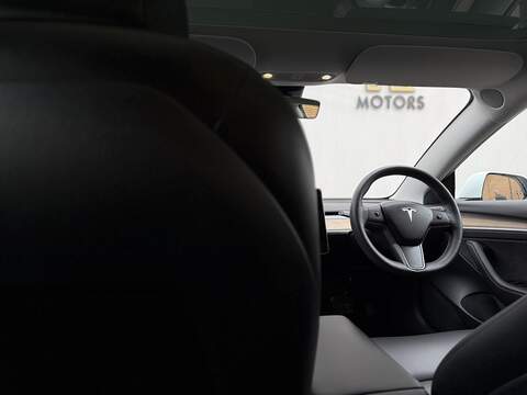 Tesla Model 3 (Dual Motor) Long Range Saloon 4dr Electric Auto 4WDE (346 ps) - U113