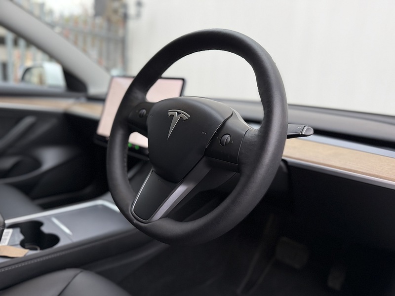 Tesla Model 3 (Dual Motor) Long Range Saloon 4dr Electric Auto 4WDE (346 ps) - U113