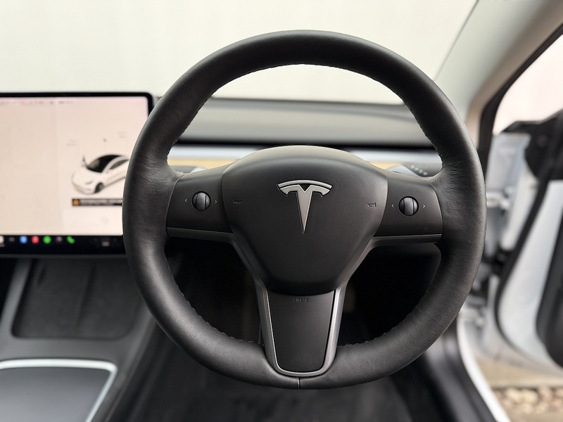 Tesla Model 3 (Dual Motor) Long Range Saloon 4dr Electric Auto 4WDE (346 ps) - U113