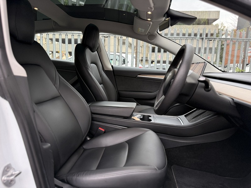 Tesla Model 3 (Dual Motor) Long Range Saloon 4dr Electric Auto 4WDE (346 ps) - U113