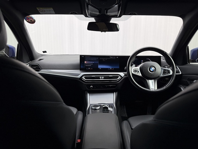 BMW 3 Series 2.0 320i M Sport Saloon 4dr Petrol Auto Euro 6 (s/s) (184 ps) - U117