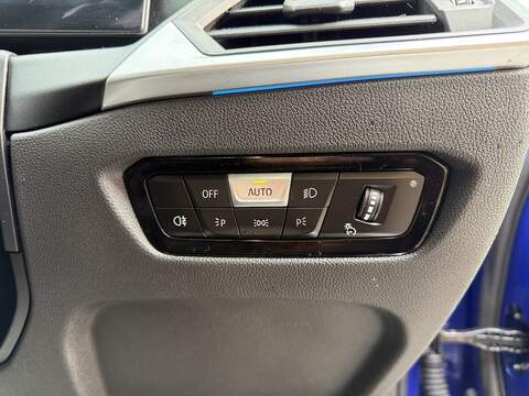 BMW 3 Series 2.0 320i M Sport Saloon 4dr Petrol Auto Euro 6 (s/s) (184 ps) - U117