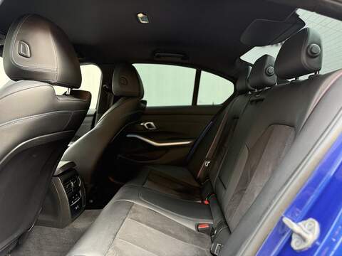 BMW 3 Series 2.0 320i M Sport Saloon 4dr Petrol Auto Euro 6 (s/s) (184 ps) - U117