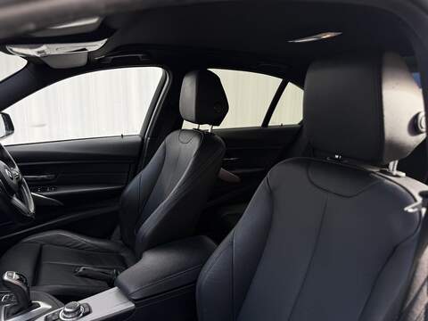 BMW 3 Series 2.0 320d M Sport Saloon 4dr Diesel Auto xDrive Euro 5 (s/s) (184 ps) - U122