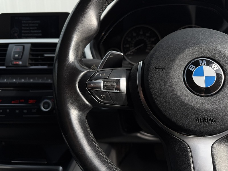 BMW 3 Series 2.0 320d M Sport Saloon 4dr Diesel Auto xDrive Euro 5 (s/s) (184 ps) - U122