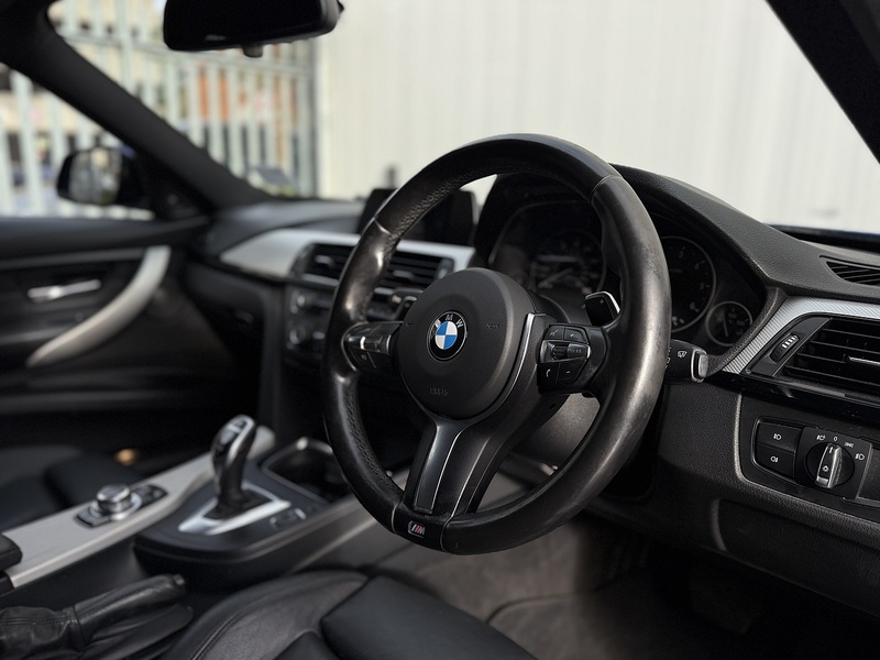 BMW 3 Series 2.0 320d M Sport Saloon 4dr Diesel Auto xDrive Euro 5 (s/s) (184 ps) - U122