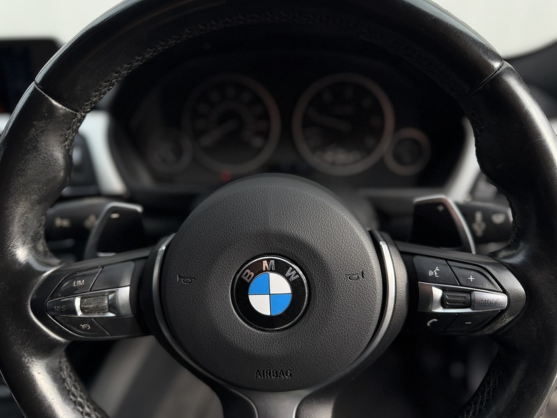 BMW 3 Series 2.0 320d M Sport Saloon 4dr Diesel Auto xDrive Euro 5 (s/s) (184 ps) - U122