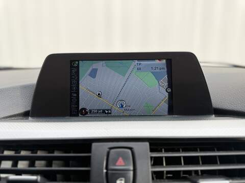 BMW 3 Series 2.0 320d M Sport Saloon 4dr Diesel Auto xDrive Euro 5 (s/s) (184 ps) - U122