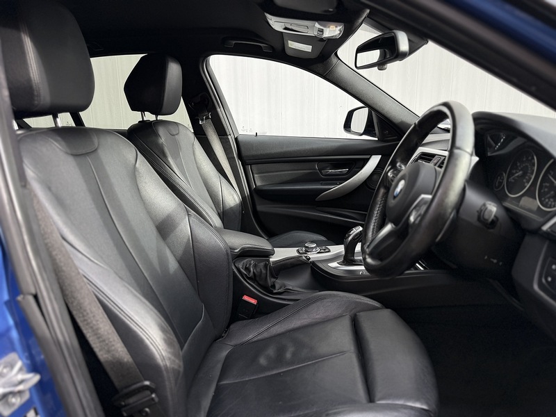 BMW 3 Series 2.0 320d M Sport Saloon 4dr Diesel Auto xDrive Euro 5 (s/s) (184 ps) - U122