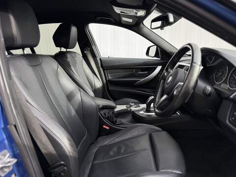 BMW 3 Series 2.0 320d M Sport Saloon 4dr Diesel Auto xDrive Euro 5 (s/s) (184 ps) - U122