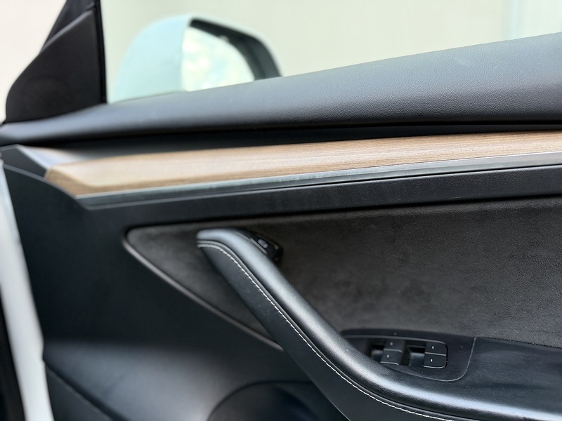 Tesla Model 3 (Dual Motor) Long Range Saloon 4dr Electric Auto 4WDE (346 ps) - U125