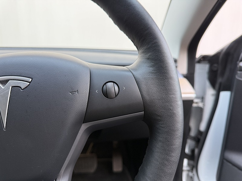 Tesla Model 3 (Dual Motor) Long Range Saloon 4dr Electric Auto 4WDE (346 ps) - U125