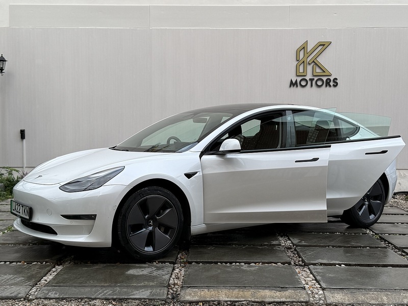 Tesla Model 3 (Dual Motor) Long Range Saloon 4dr Electric Auto 4WDE (346 ps) - U125
