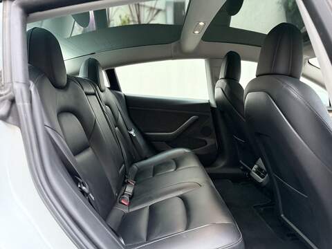 Tesla Model 3 (Dual Motor) Long Range Saloon 4dr Electric Auto 4WDE (346 ps) - U125