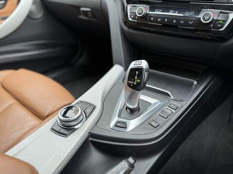 BMW 3 Series 330e M Sport - U128