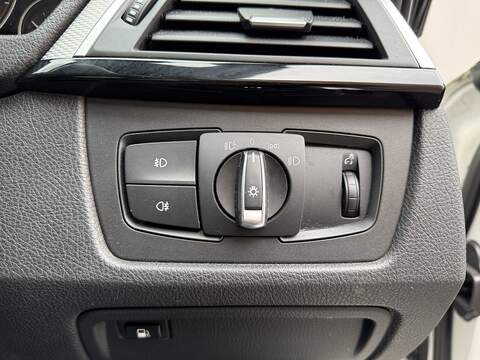 BMW 3 Series 330e M Sport - U128