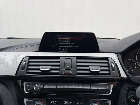 BMW 3 Series 330e M Sport - U128