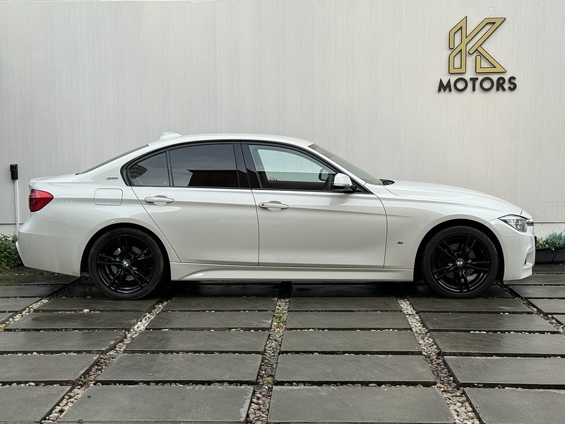 BMW 3 Series 330e M Sport - U128