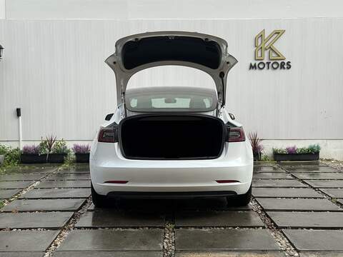 Tesla Model 3 (Dual Motor) Long Range Saloon 4dr Electric Auto 4WDE (346 ps) - U133
