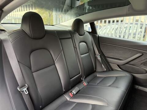 Tesla Model 3 (Dual Motor) Long Range Saloon 4dr Electric Auto 4WDE (346 ps) - U133