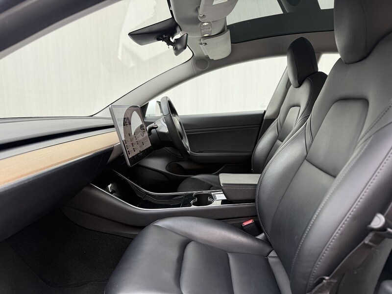 Tesla Model 3 (Dual Motor) Long Range Saloon 4dr Electric Auto 4WDE (346 ps) - U133