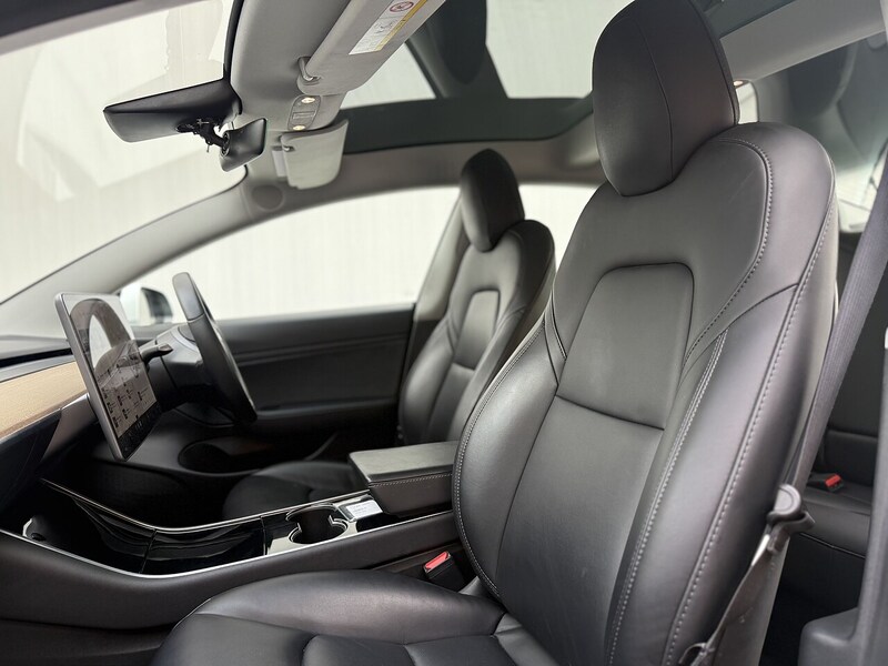 Tesla Model 3 (Dual Motor) Long Range Saloon 4dr Electric Auto 4WDE (346 ps) - U133