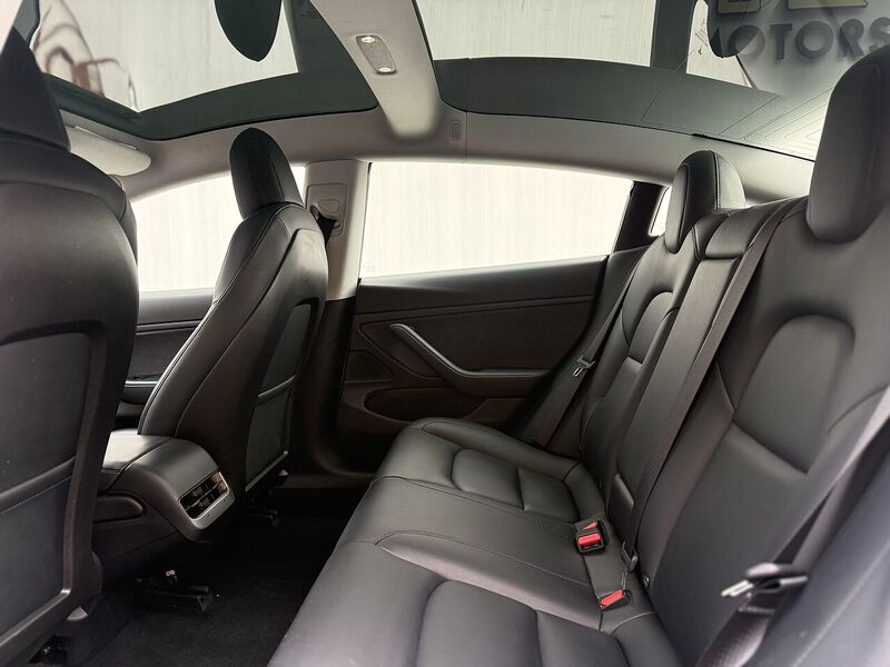 Tesla Model 3 (Dual Motor) Long Range Saloon 4dr Electric Auto 4WDE (346 ps) - U133