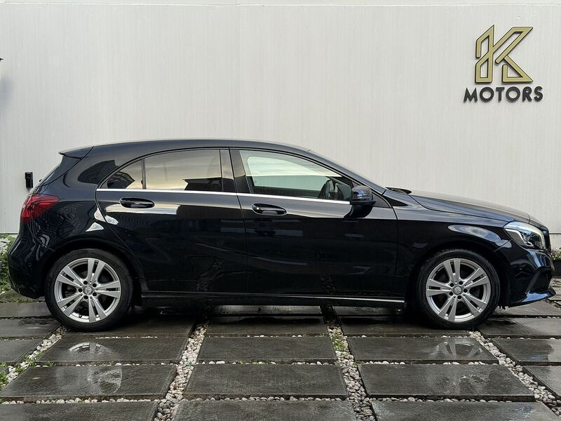 Mercedes-Benz A Class 2.1 A200d Sport (Premium) Hatchback 5dr Diesel 7G-DCT Euro 6 (s/s) (136 ps) - U148