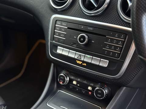 Mercedes-Benz A Class 2.1 A200d Sport (Premium) Hatchback 5dr Diesel 7G-DCT Euro 6 (s/s) (136 ps) - U148