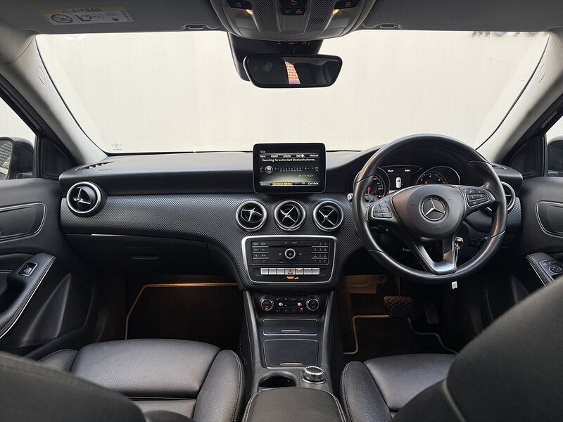 Mercedes-Benz A Class 2.1 A200d Sport (Premium) Hatchback 5dr Diesel 7G-DCT Euro 6 (s/s) (136 ps) - U148