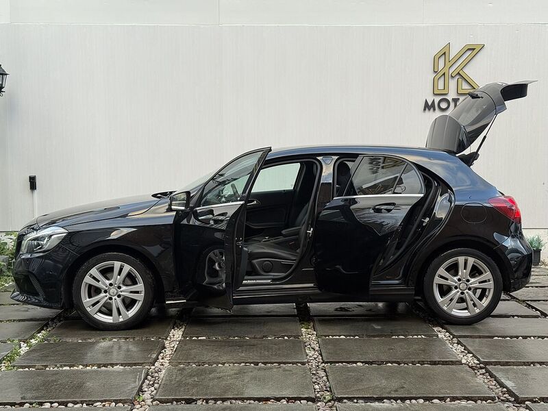 Mercedes-Benz A Class 2.1 A200d Sport (Premium) Hatchback 5dr Diesel 7G-DCT Euro 6 (s/s) (136 ps) - U148