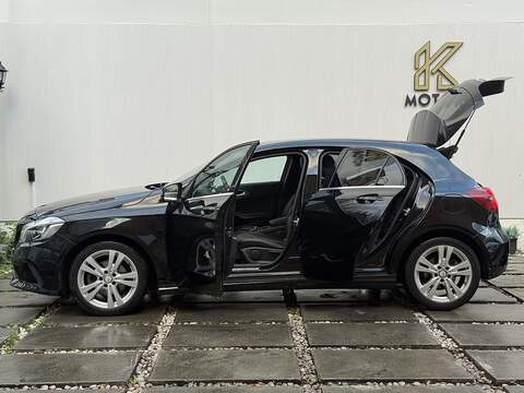 Mercedes-Benz A Class 2.1 A200d Sport (Premium) Hatchback 5dr Diesel 7G-DCT Euro 6 (s/s) (136 ps) - U148