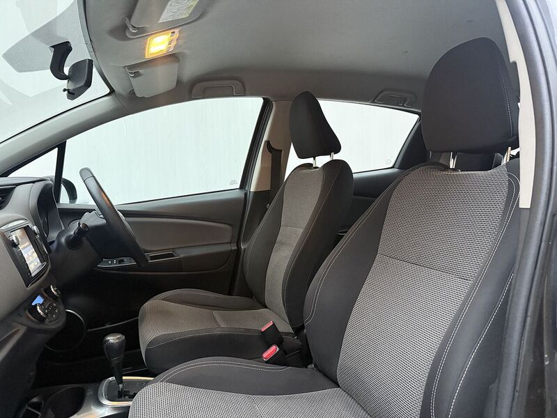 Toyota Yaris 1.5 VVT-h Icon Hatchback 5dr Petrol Hybrid E-CVT Euro 6 (101 ps) - U152