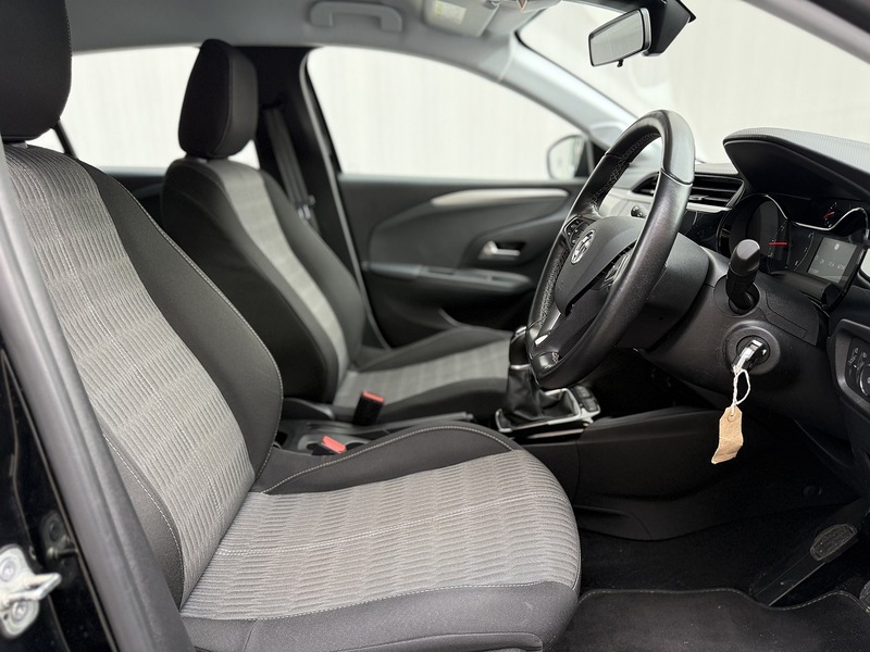 Vauxhall Corsa 1.2 SE Edition Hatchback 5dr Petrol Manual Euro 6 (75 ps) - U153