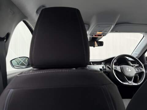 Vauxhall Corsa 1.2 SE Edition Hatchback 5dr Petrol Manual Euro 6 (75 ps) - U153