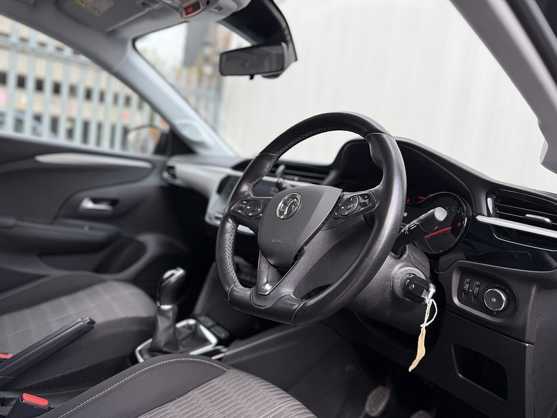 Vauxhall Corsa 1.2 SE Edition Hatchback 5dr Petrol Manual Euro 6 (75 ps) - U153