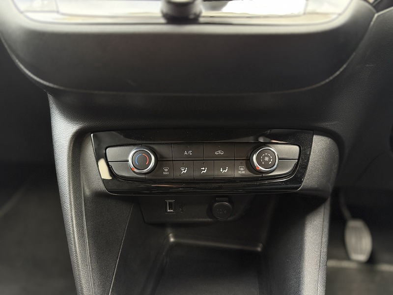 Vauxhall Corsa 1.2 SE Edition Hatchback 5dr Petrol Manual Euro 6 (75 ps) - U153