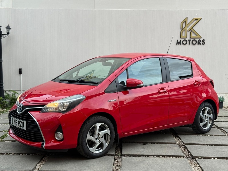 Toyota Yaris 1.5 VVT-h Icon Hatchback 5dr Petrol Hybrid E-CVT Euro 6 (101 ps) - U157