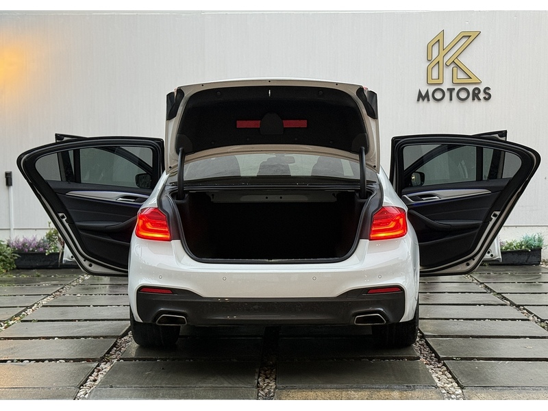 BMW 5 Series 2.0 520i GPF M Sport Saloon 4dr Petrol Auto Euro 6 (s/s) (184 ps) - U161